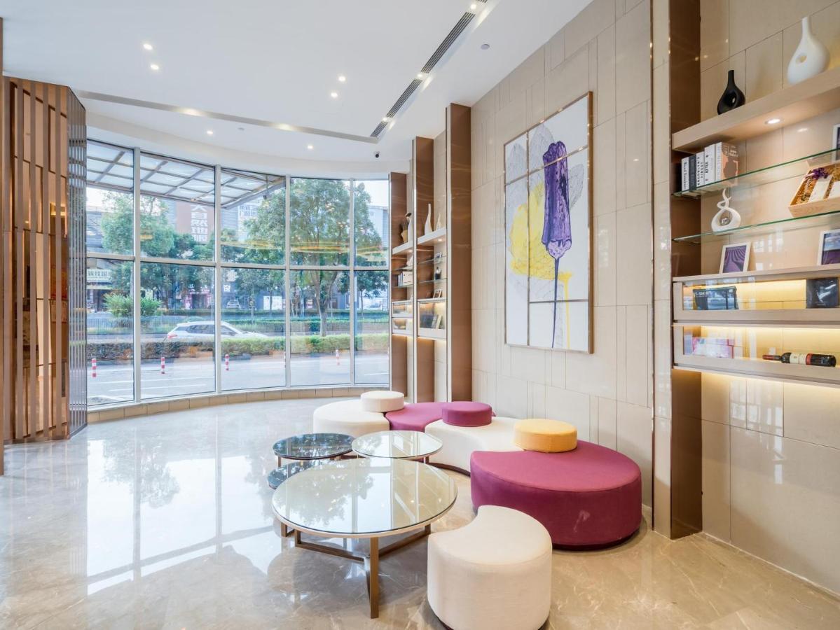 Lavande Hotel Luzhou Wanda Plaza Southwest Commercial City المظهر الخارجي الصورة