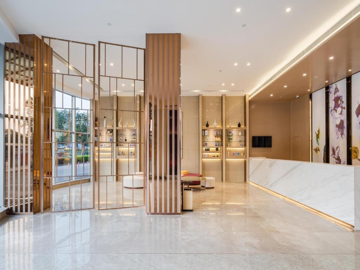 Lavande Hotel Luzhou Wanda Plaza Southwest Commercial City المظهر الخارجي الصورة