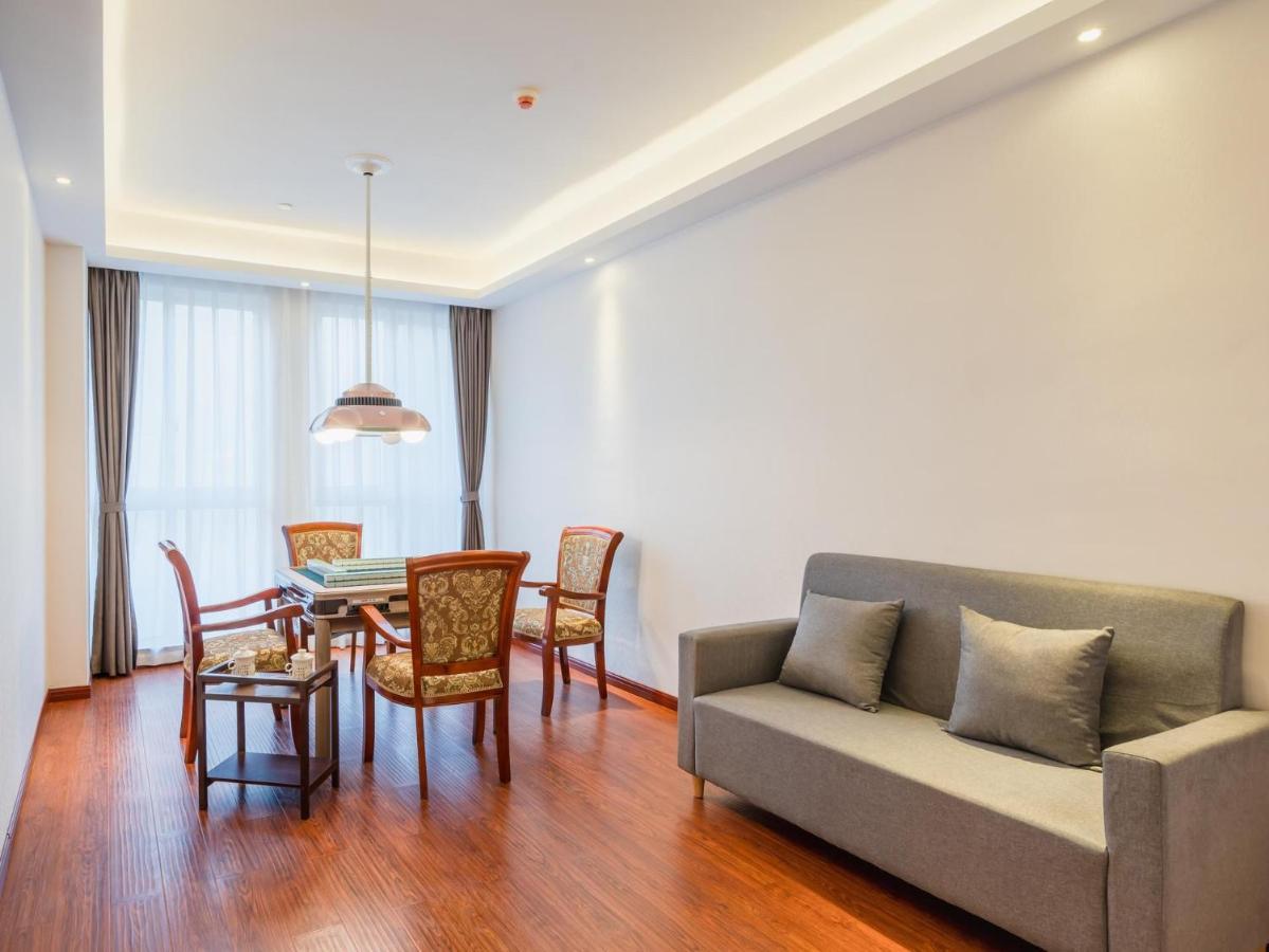 Lavande Hotel Luzhou Wanda Plaza Southwest Commercial City المظهر الخارجي الصورة