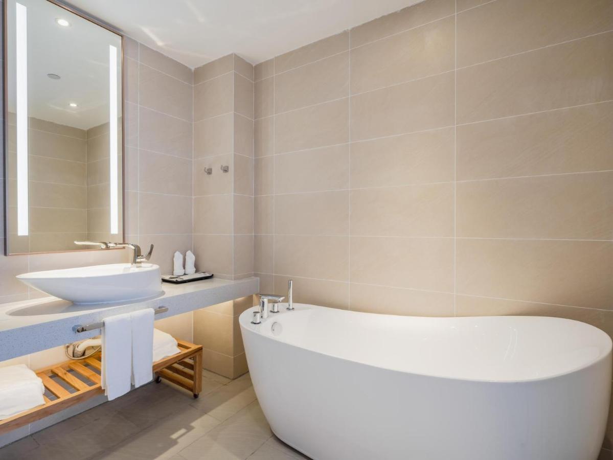 Lavande Hotel Luzhou Wanda Plaza Southwest Commercial City المظهر الخارجي الصورة